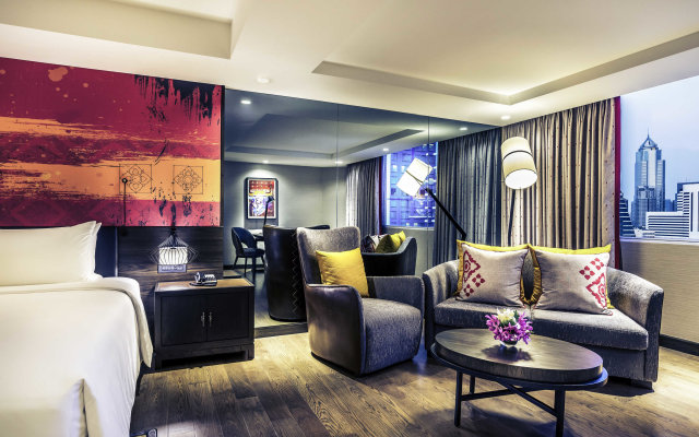 Отель Mercure Bangkok Sukhumvit 11