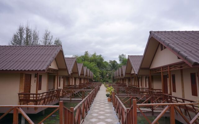 Ruean Bua Resort