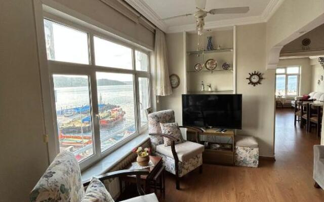 Fully Furnished Flat With Sea View in Canakkale