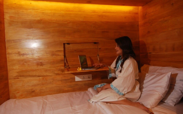 D beds Hostel