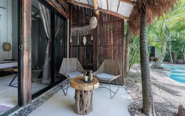 Trece Lunas Tulum