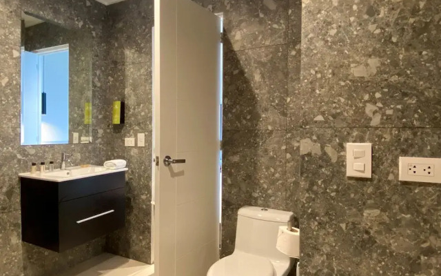 w Amazing 2BR w Jacuzzi in Miraflores