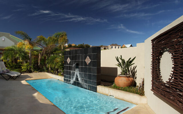 Feathers Boutique Hotel