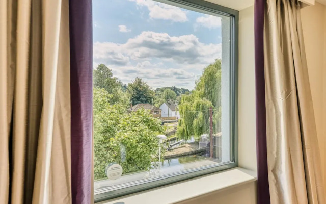 Premier Inn Rickmansworth Hotel