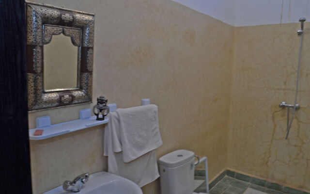 Hotel kasbah sahara services