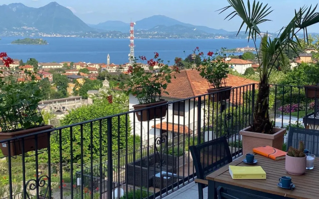 teresita in baveno with 3 bedrooms and 2 bathrooms