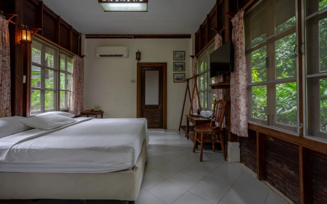 Donsak Orchid Resort