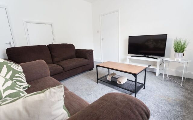 Short Stay Bristol - Foster House