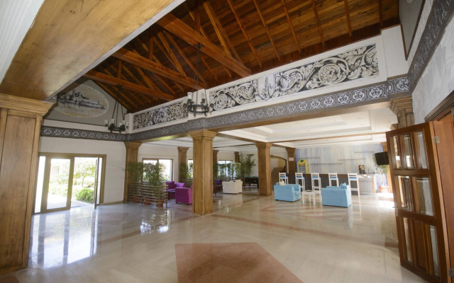 Tiana Beach Resort - All Inclusive