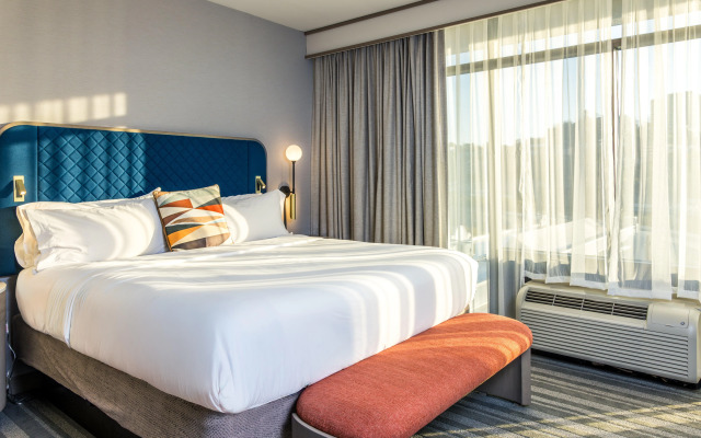 voco The Clair Cincinnati Downtown by IHG