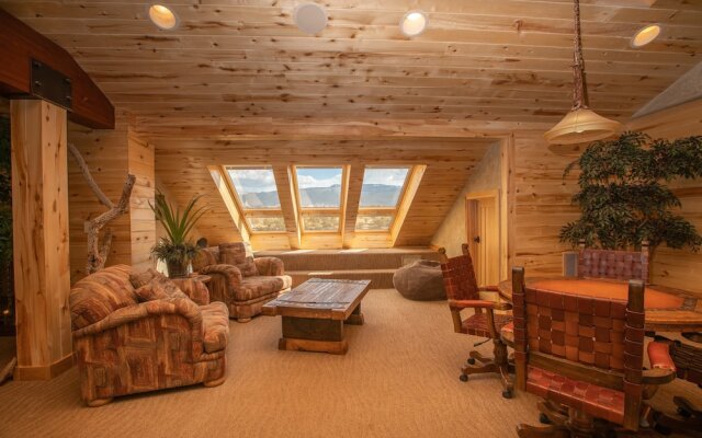 Cougar Ridge Resort, LLC