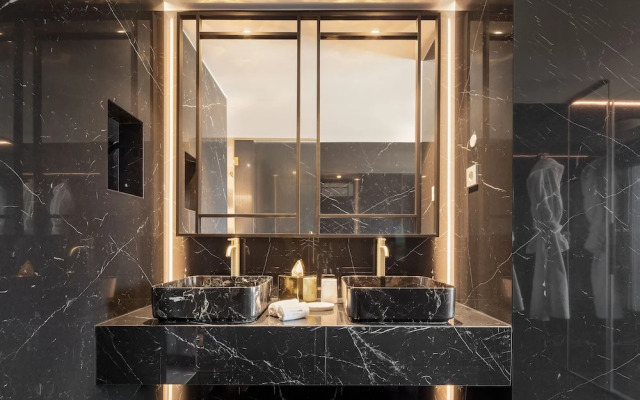 Wine & Books Porto Hotel - Small Luxury Hotels of the World