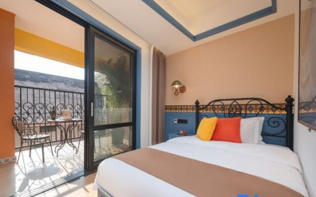 Xishuangbanna Jinghong Manzhou Hotel (Star Night Market)