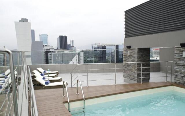 Ramada Encore Lima San Isidro