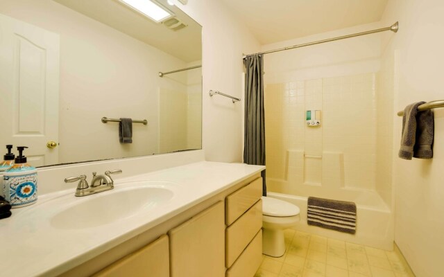 Spacious Hildale House w/ Large Deck!