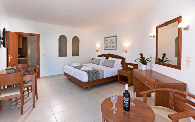 Delfina Art Hotel