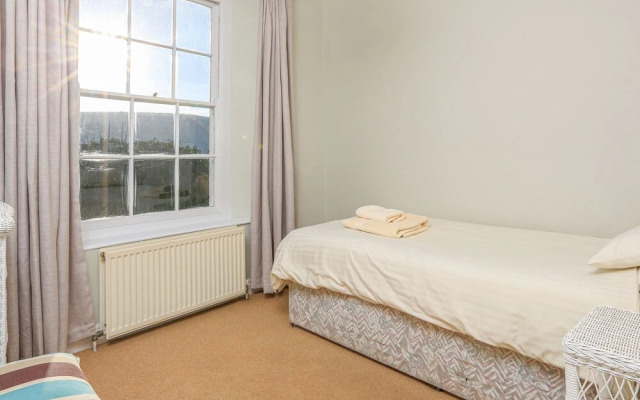 Upper Marcam House