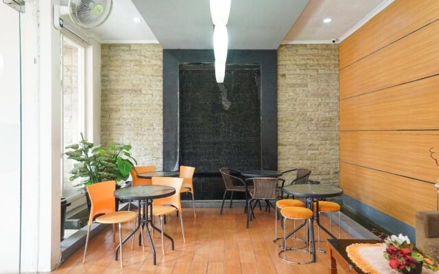 Semampir Residence By OYO Rooms