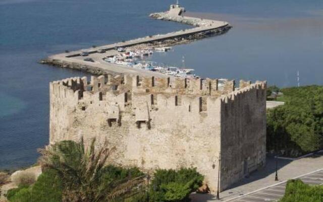 Karistos Mare Apartments