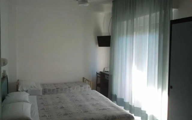 Hotel Caravelle