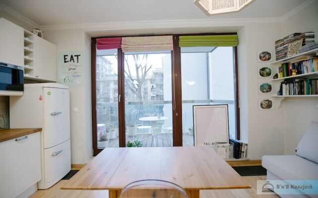 Warsaw Concierge Vistula Apartment