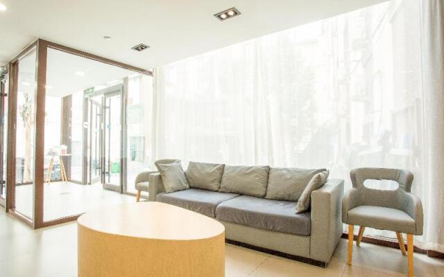 Hanting Express (Beijing Changchun Street)