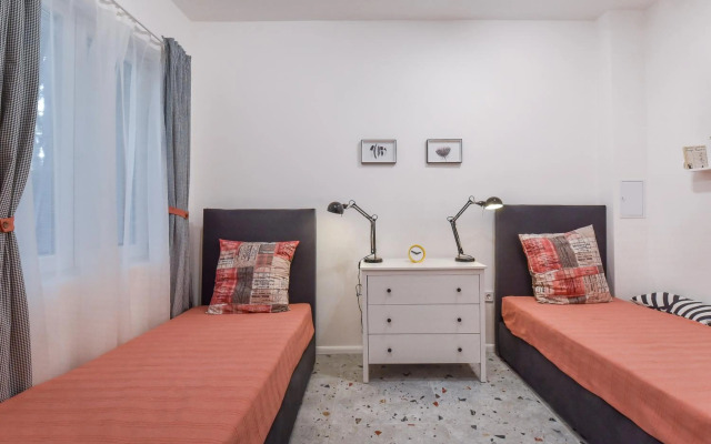 Cosy & renovated 2BD flat near Vitoshka