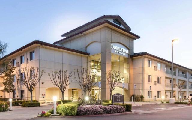 DoubleTree by Hilton Ontario Airport