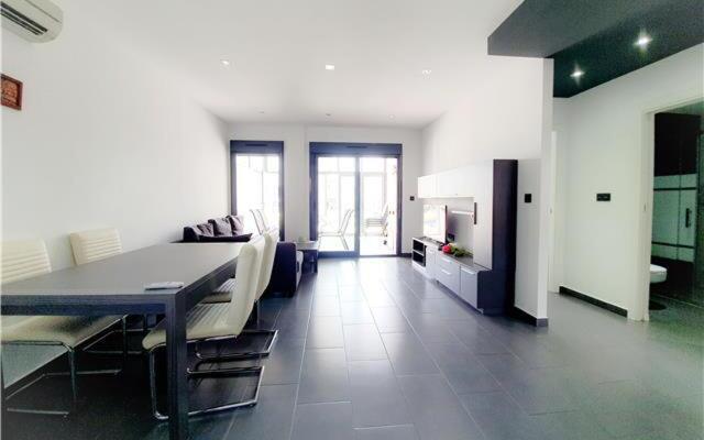 Oasis Beach La Zenia 19