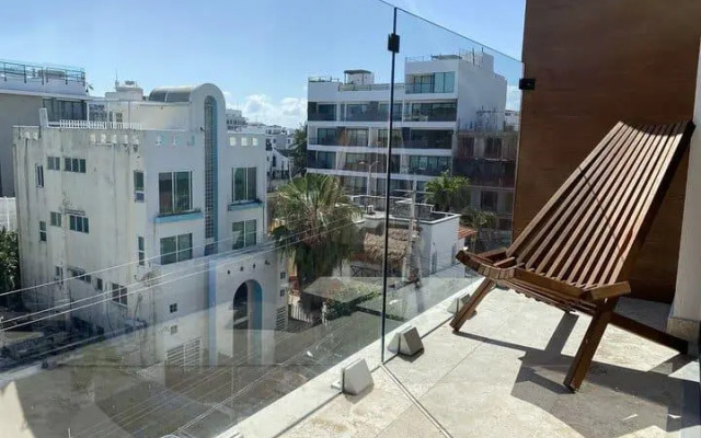 Emiliano 42 Condos Boutique