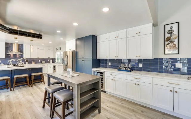 Scottsdale Oasis w/ Pool & Putting Green!