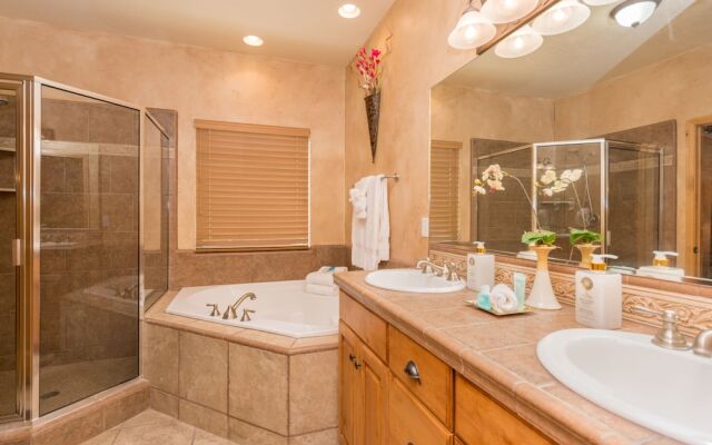 Luxury Townhouse in Mountains