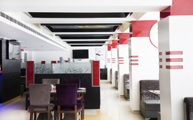 OYO 6130 Hotel N7
