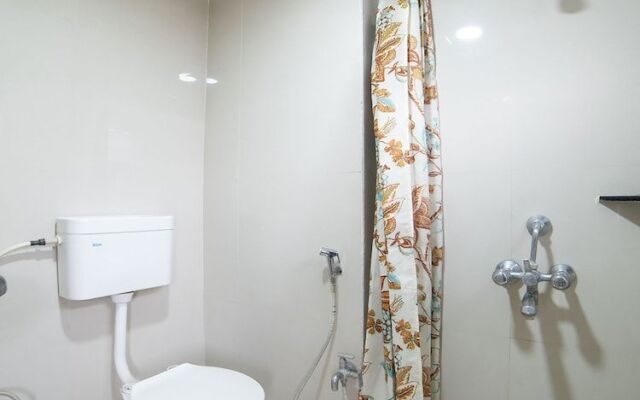 Oyo 45408 Hotel Ambassador