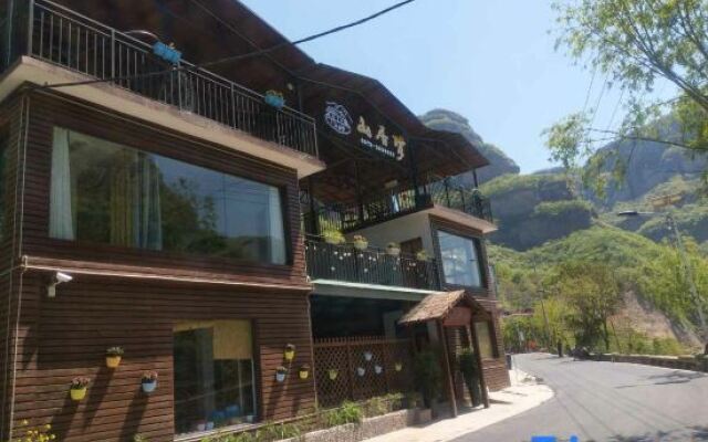 Shanjumeng Hostel