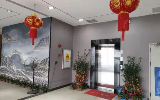 Yimi Hotel