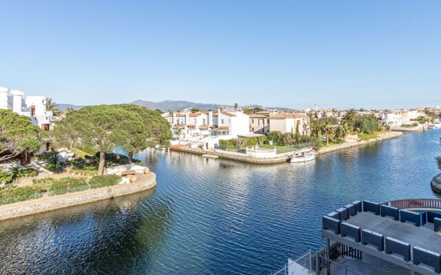 Waterfront Apartment With Large Terrace and Parking Space