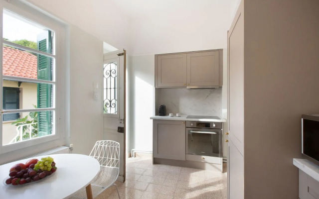 Villa1951 in Glyfada