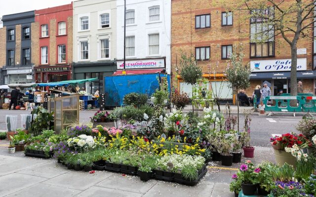 Stylish Portobello Road 2 Bedroom Easy Access