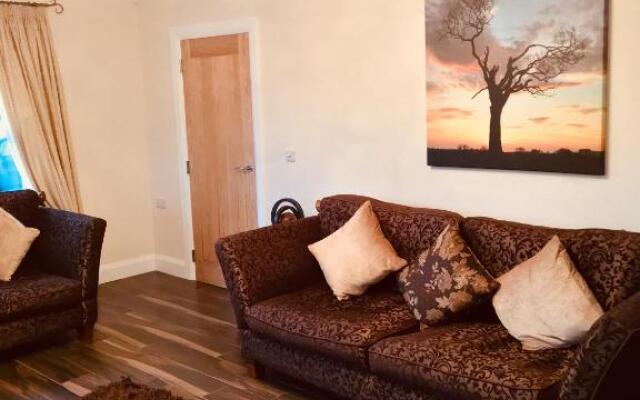 The Grove, Portrush (Sleeps 14) 6 bedrooms.