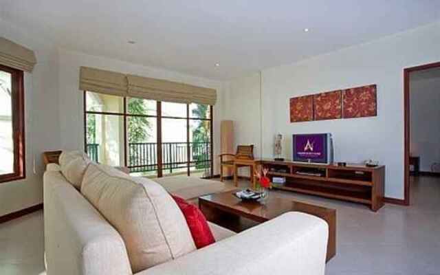 Bang Tao Beach Apartment