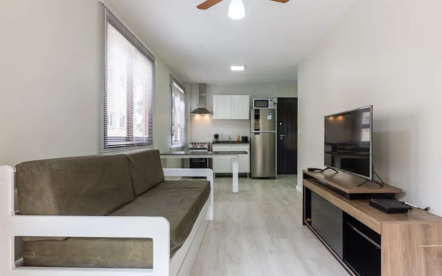 Apto reformado, perto do mar e centrinho JBA104