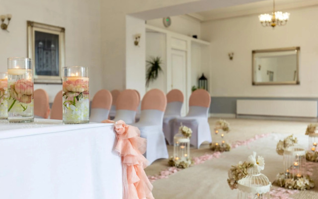 Alma Lodge Hotel & Events Venue