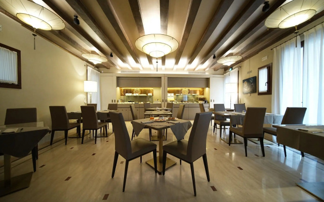 Santa Croce Boutique Hotel
