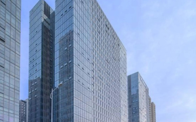 H Hotel (Zhengzhou Hanghai Guangchang Metro Station)