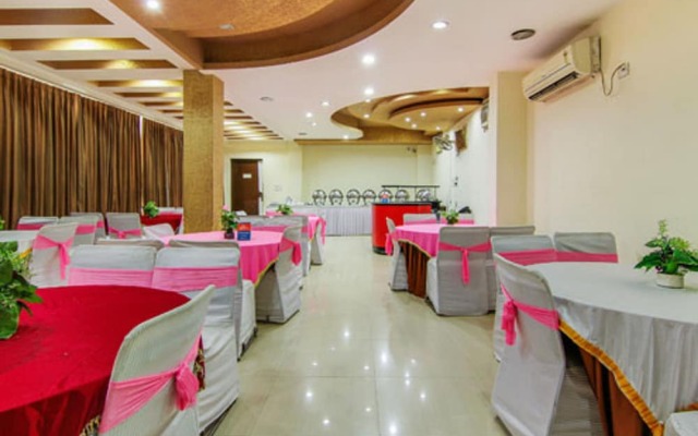 Hotel Om Paradise Near IGI Delhi Airport