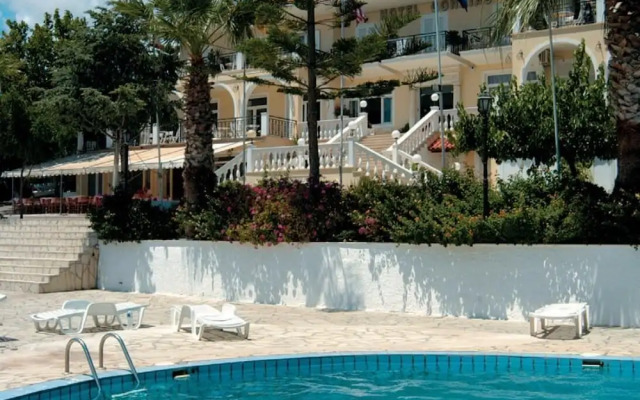 Gonatas Hotel