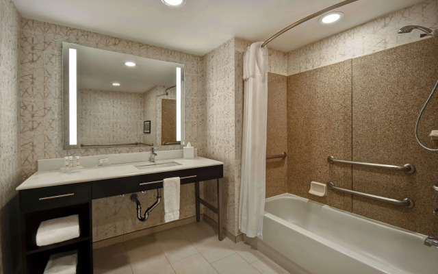 Homewood Suites by Hilton Edgewater