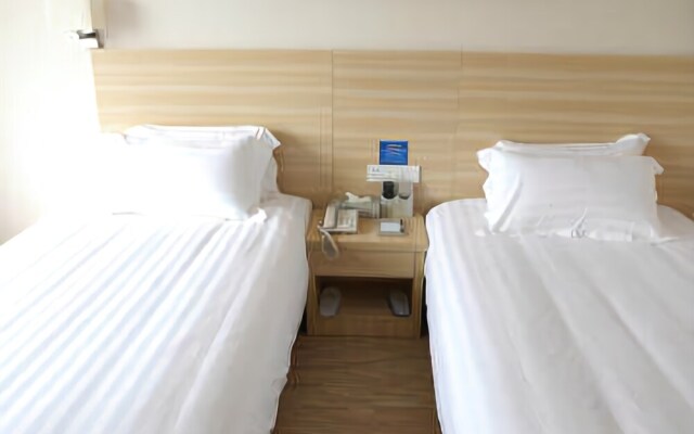 New Coast Hotel