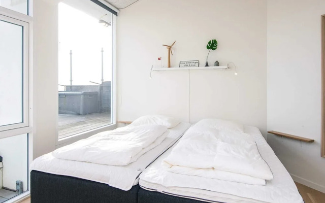 8 Person Holiday Home in Ringkobing-by Traum